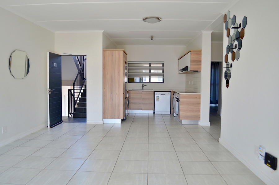 2 Bedroom Property for Sale in Waterfall Gauteng