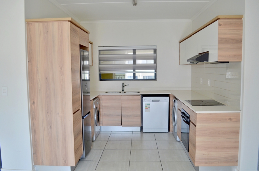 2 Bedroom Property for Sale in Waterfall Gauteng