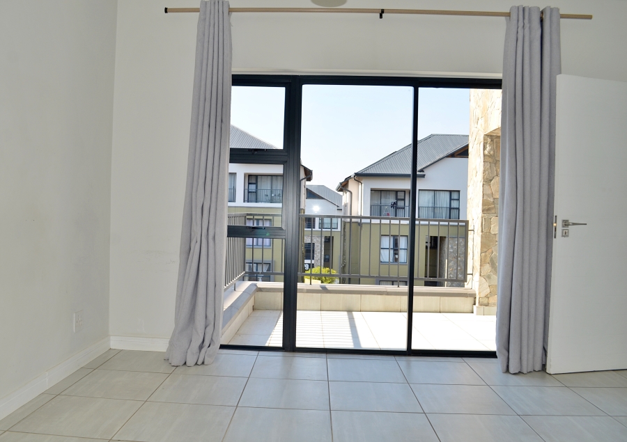 2 Bedroom Property for Sale in Waterfall Gauteng