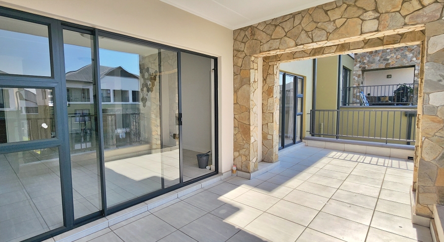 2 Bedroom Property for Sale in Waterfall Gauteng