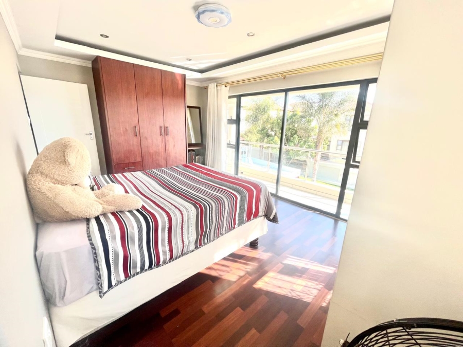 5 Bedroom Property for Sale in Blue Valley Golf Estate Gauteng