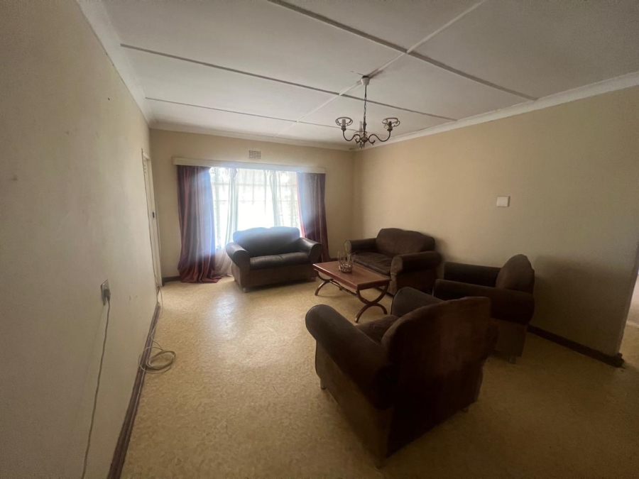 3 Bedroom Property for Sale in Agricultural Holding 464 Gauteng