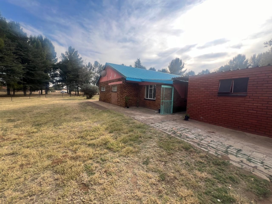 3 Bedroom Property for Sale in Agricultural Holding 464 Gauteng