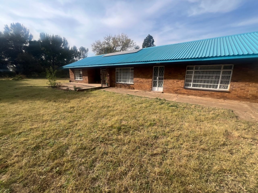 3 Bedroom Property for Sale in Agricultural Holding 464 Gauteng