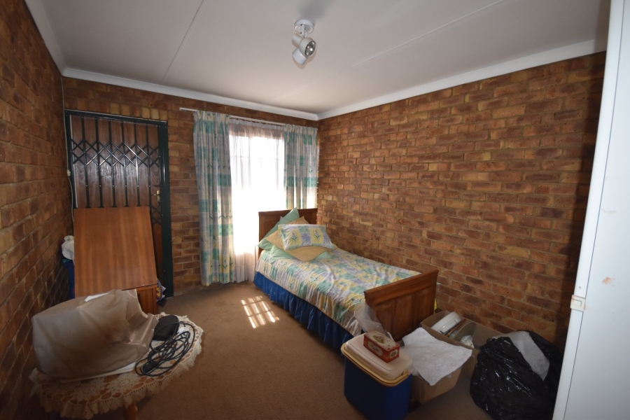 5 Bedroom Property for Sale in Montana Park Gauteng