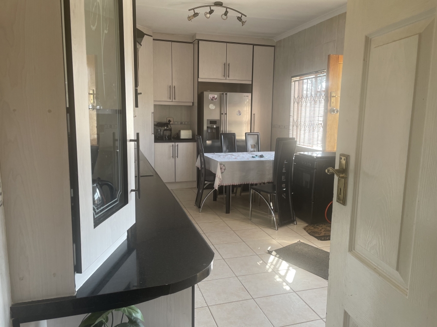 3 Bedroom Property for Sale in Welgedacht Gauteng