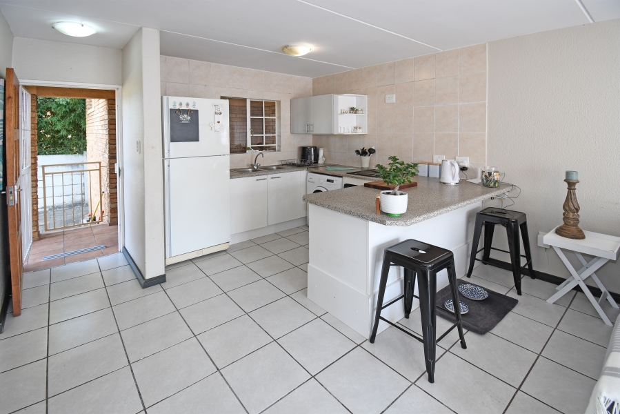 1 Bedroom Property for Sale in North Riding Gauteng