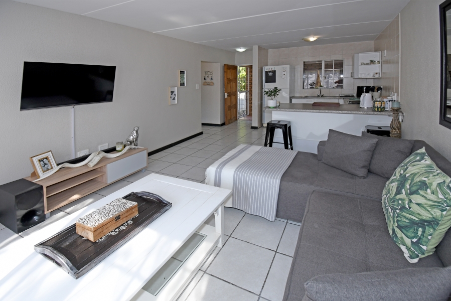 1 Bedroom Property for Sale in North Riding Gauteng