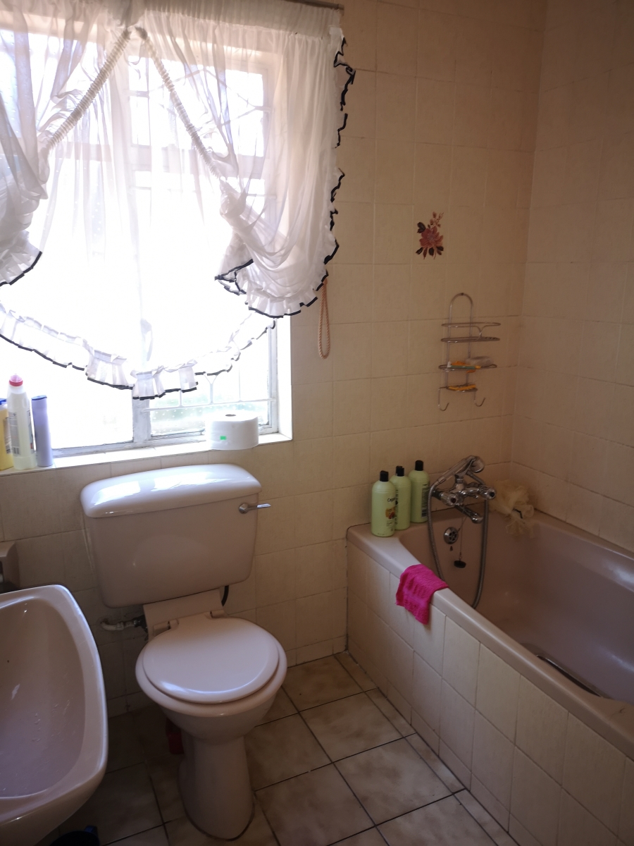 2 Bedroom Property for Sale in Arcon Park Gauteng