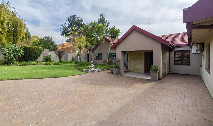 4 Bedroom Property for Sale in Oriel Gauteng