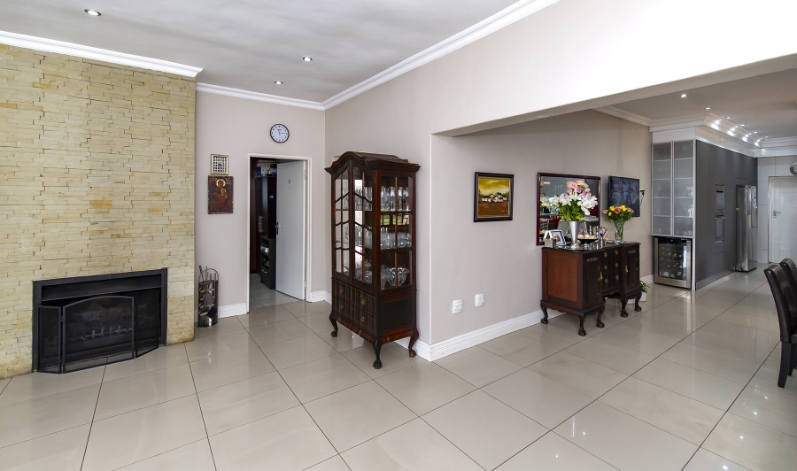 4 Bedroom Property for Sale in Oriel Gauteng