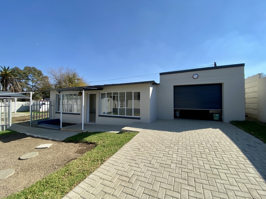 3 Bedroom Property for Sale in Edenvale Central Gauteng