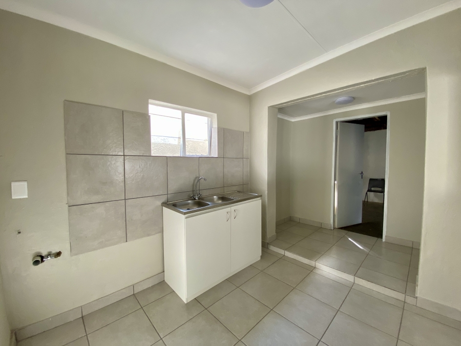 3 Bedroom Property for Sale in Edenvale Central Gauteng