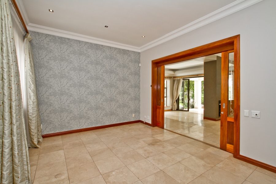 4 Bedroom Property for Sale in Dunkeld Gauteng