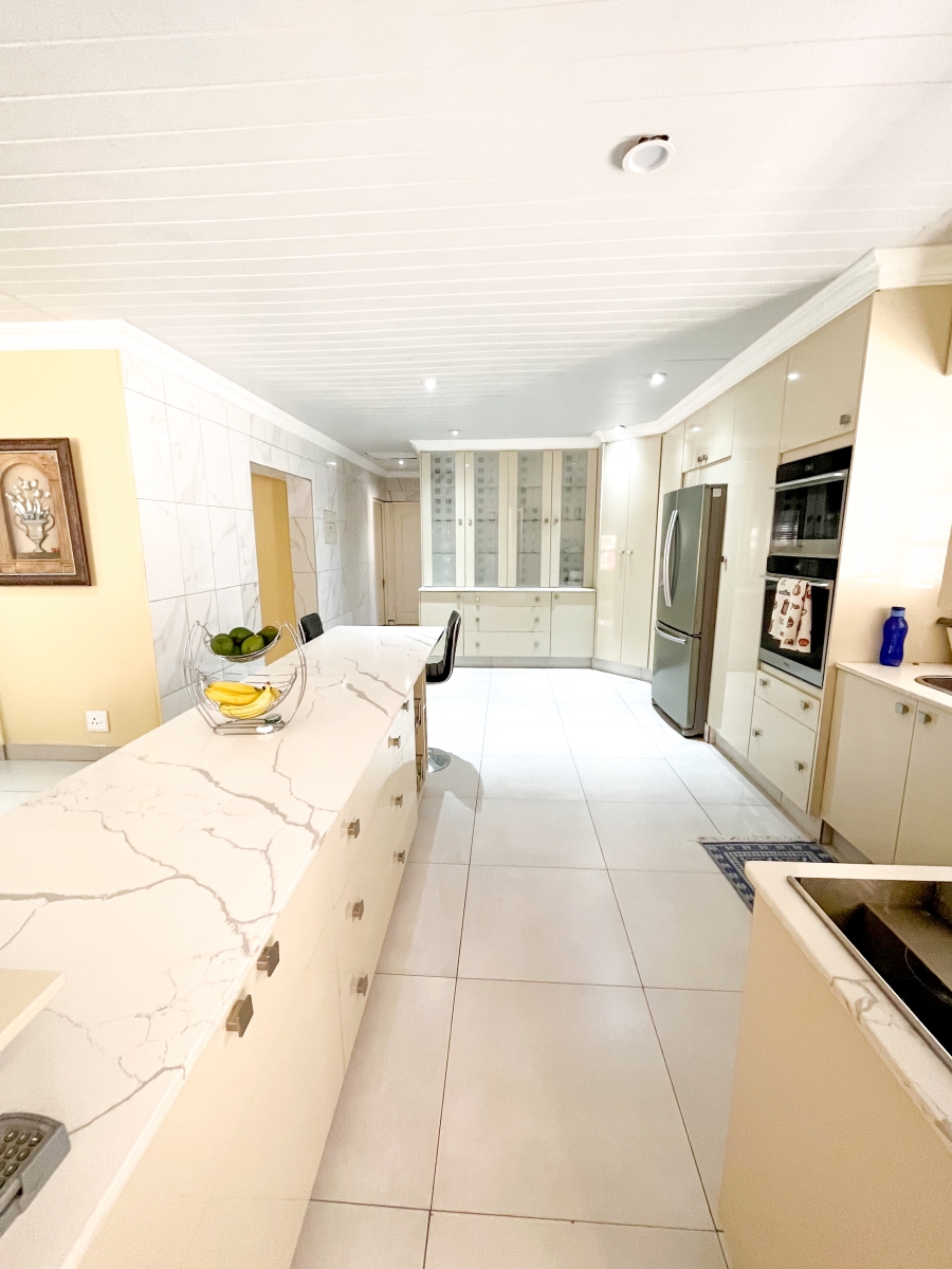 3 Bedroom Property for Sale in Highveld Gauteng