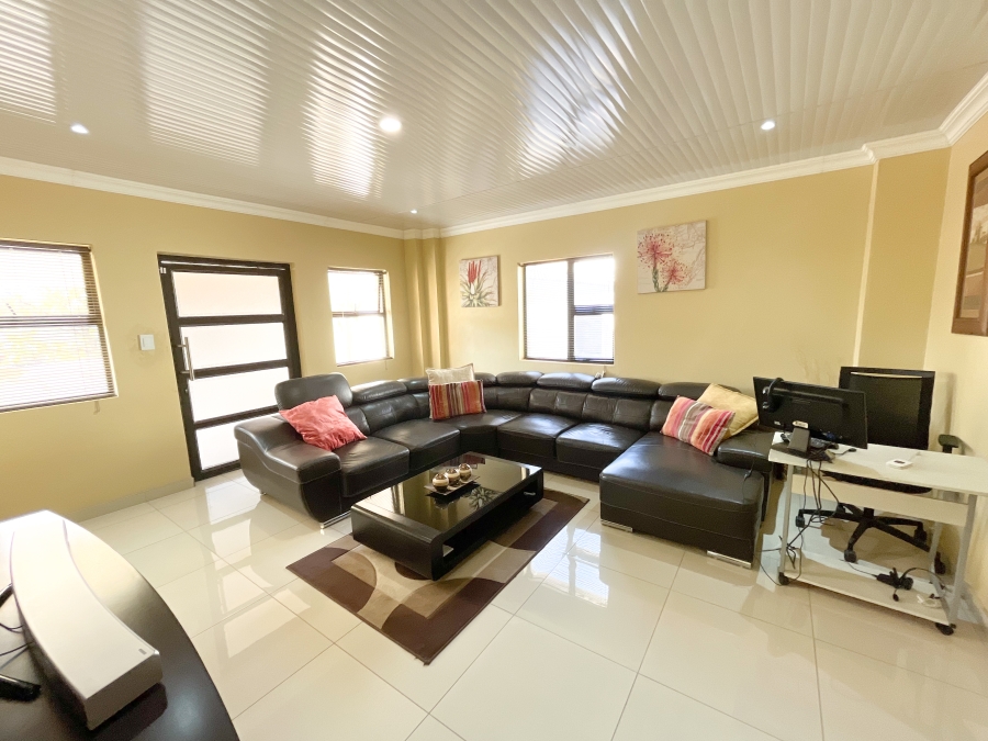 3 Bedroom Property for Sale in Highveld Gauteng