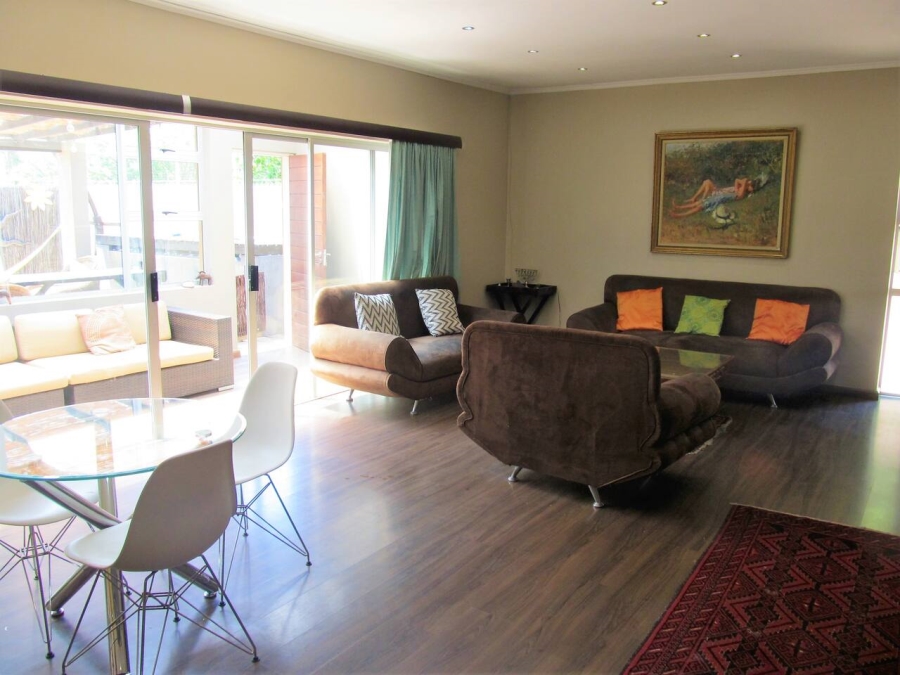 10 Bedroom Property for Sale in Orchards Gauteng