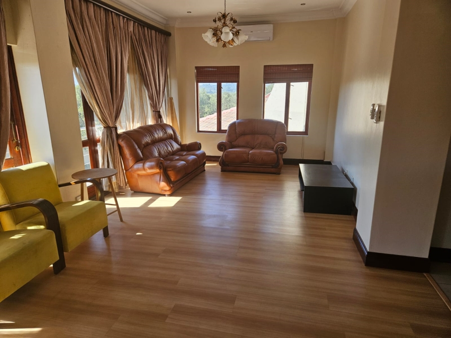 4 Bedroom Property for Sale in Leeuwfontein Gauteng