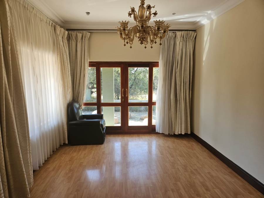 4 Bedroom Property for Sale in Leeuwfontein Gauteng