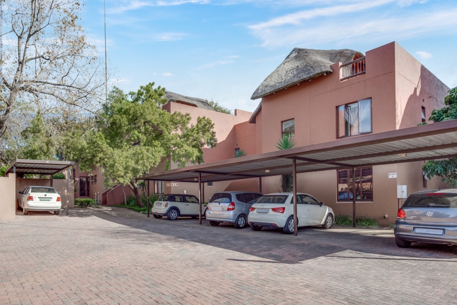 1 Bedroom Property for Sale in Magaliessig Gauteng