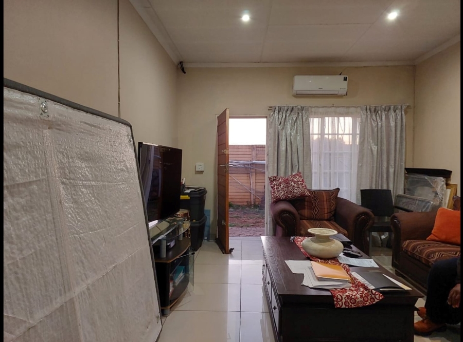 2 Bedroom Property for Sale in Kliprivier Gauteng