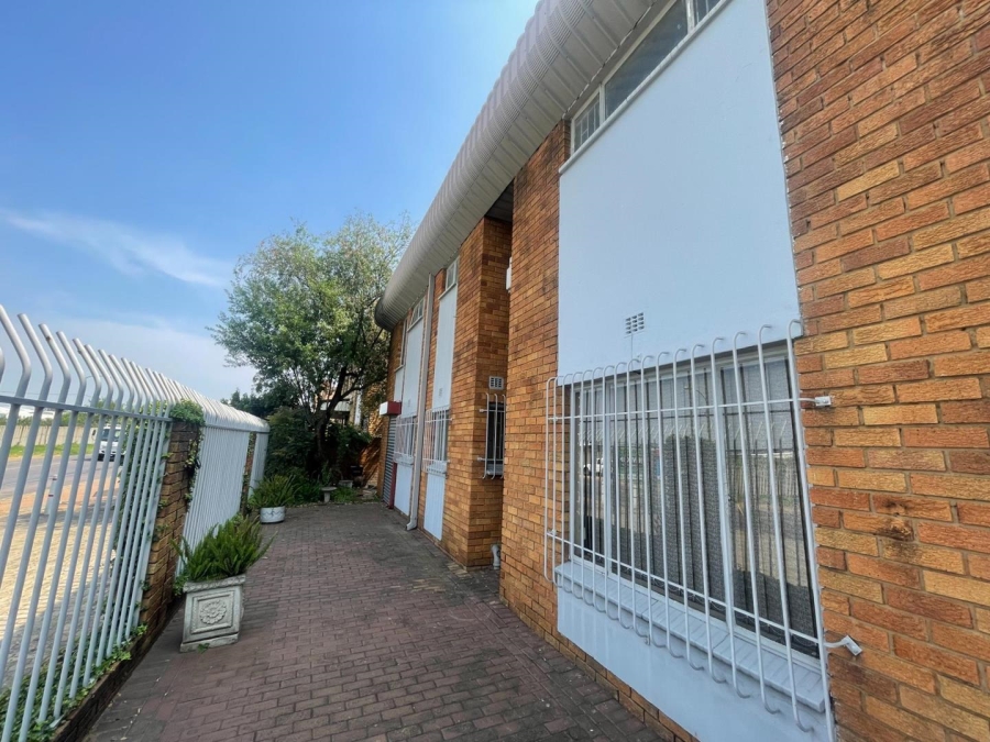 Commercial Property for Sale in Jet Park Gauteng