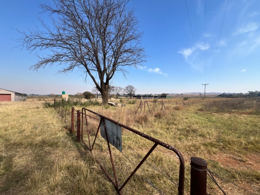 0 Bedroom Property for Sale in Agricultural Holding 464 Gauteng