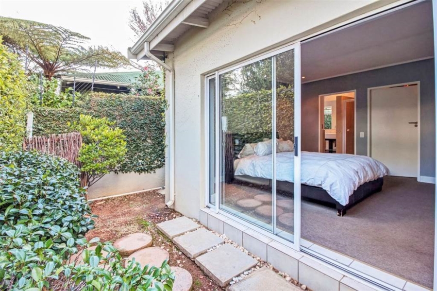 To Let 2 Bedroom Property for Rent in Parkhurst Gauteng