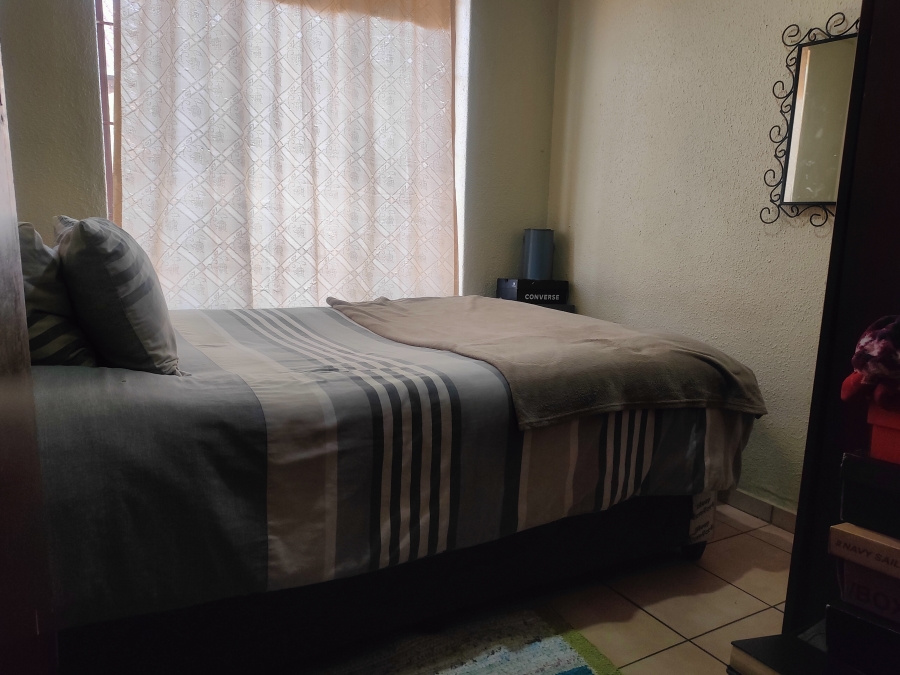 3 Bedroom Property for Sale in Lindo Park Gauteng