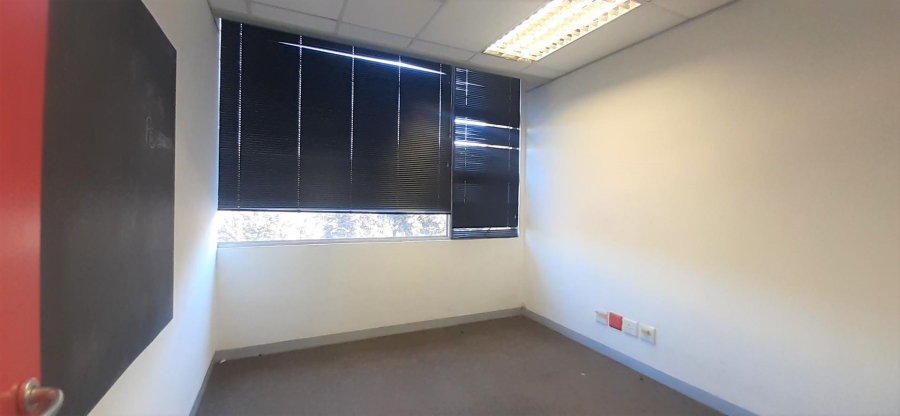 To Let commercial Property for Rent in Magalieskruin Gauteng