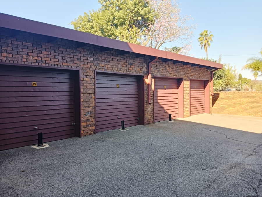 2 Bedroom Property for Sale in Wonderboom South Gauteng