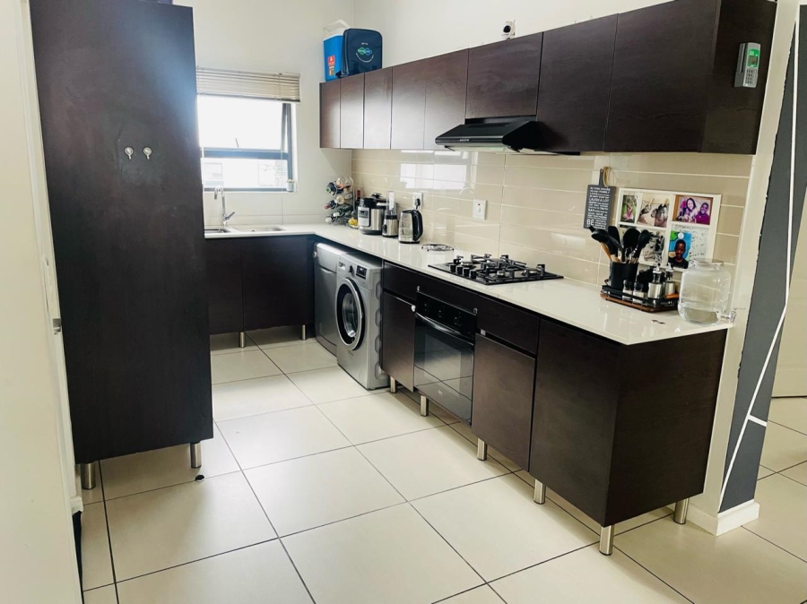 2 Bedroom Property for Sale in Greenstone Ridge Gauteng