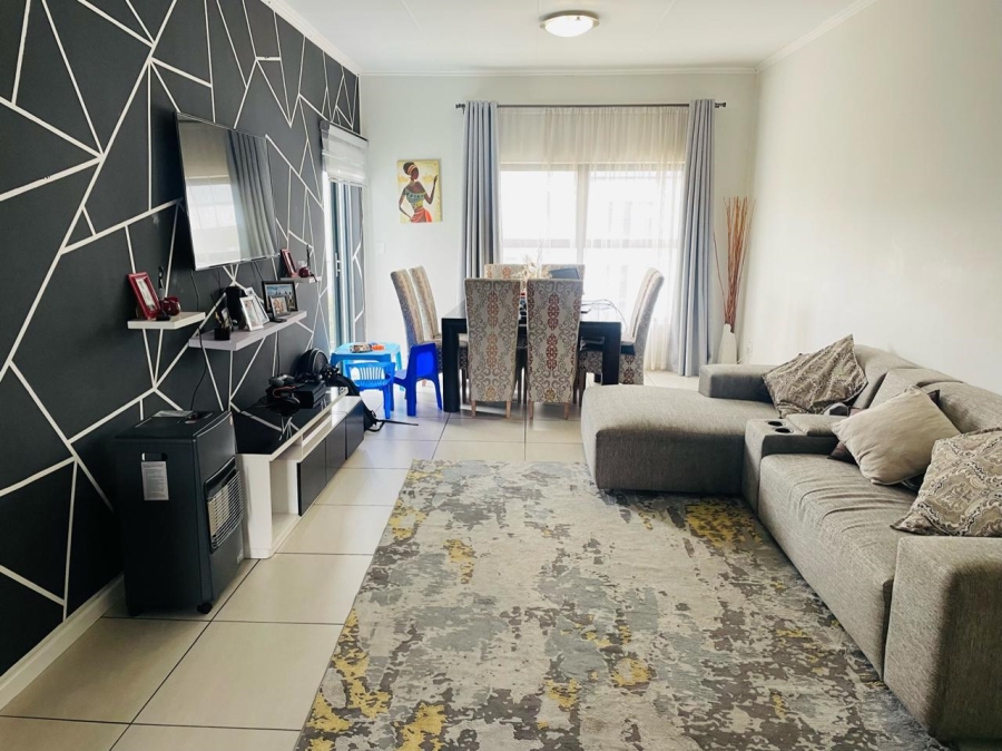 2 Bedroom Property for Sale in Greenstone Ridge Gauteng