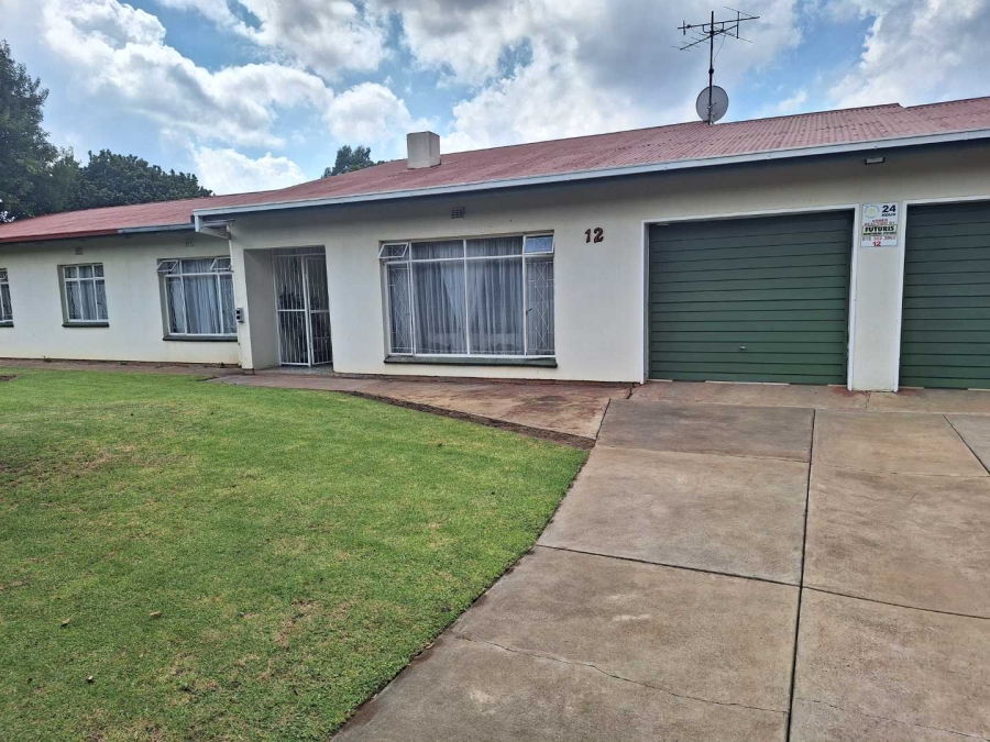 3 Bedroom Property for Sale in Meyerton Central Gauteng