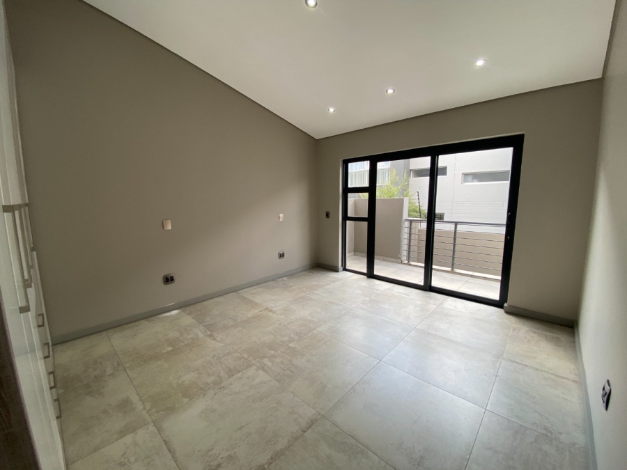 3 Bedroom Property for Sale in Atholl Gardens Gauteng