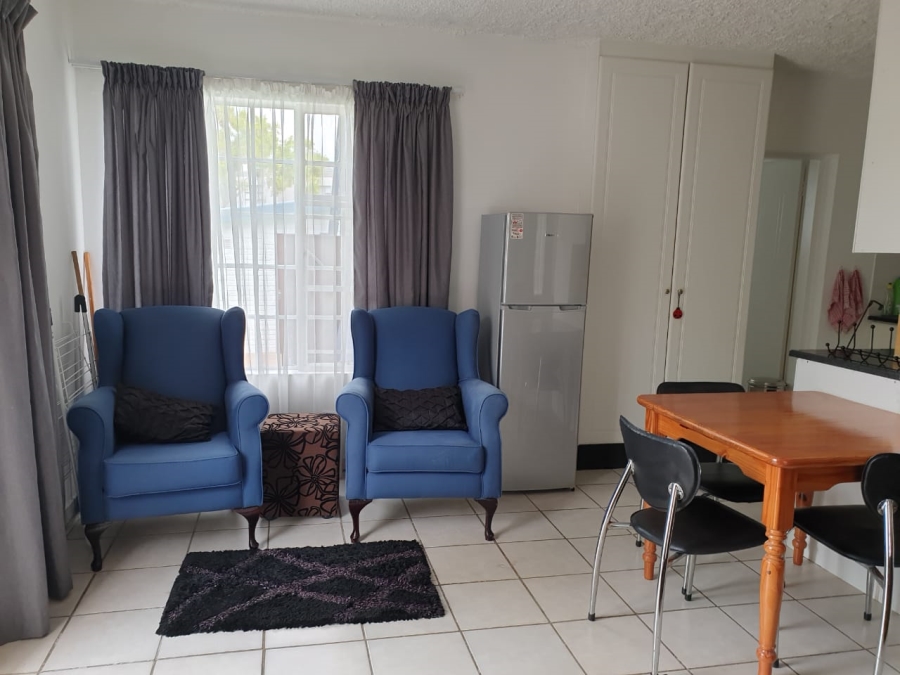 To Let 1 Bedroom Property for Rent in Silver Lakes Golf Estate Gauteng