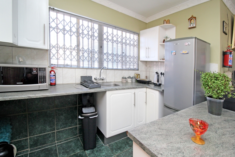 3 Bedroom Property for Sale in Brixton Gauteng