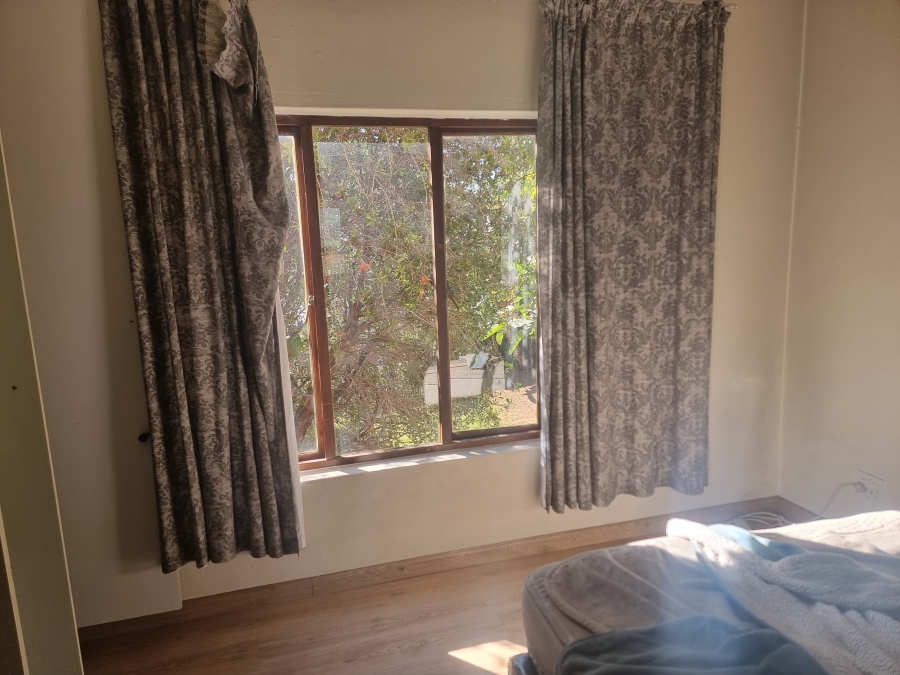 2 Bedroom Property for Sale in Sunninghill Gauteng