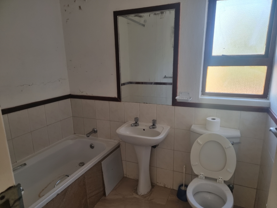 2 Bedroom Property for Sale in Sunninghill Gauteng