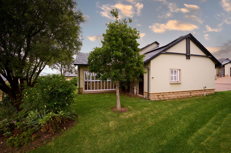 1 Bedroom Property for Sale in Waterfall Hills Mature Lifestyle Estate Gauteng