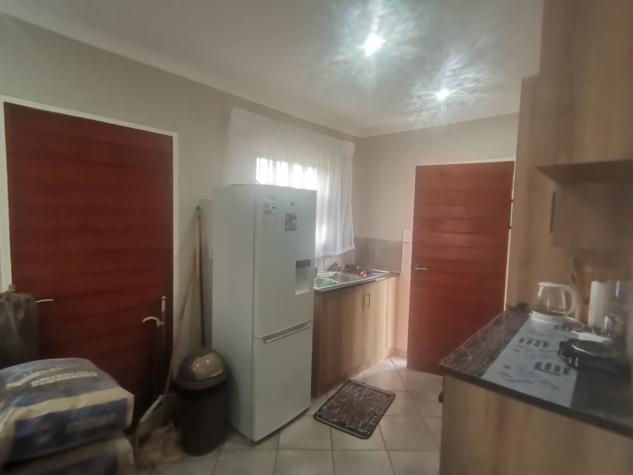 To Let 2 Bedroom Property for Rent in Brenthurst Gauteng