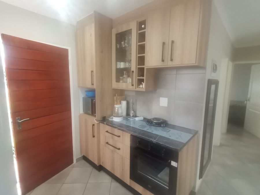 To Let 2 Bedroom Property for Rent in Brenthurst Gauteng