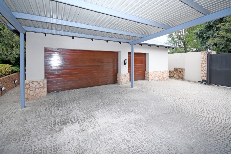 5 Bedroom Property for Sale in Parktown Gauteng