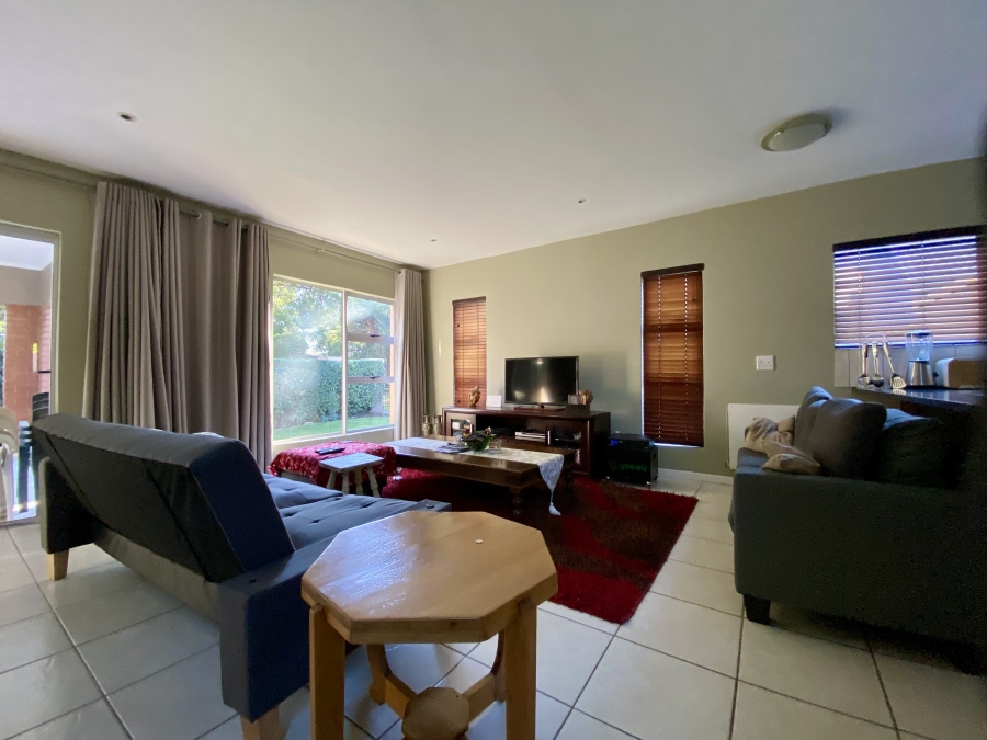 3 Bedroom Property for Sale in Greenstone Hill Gauteng