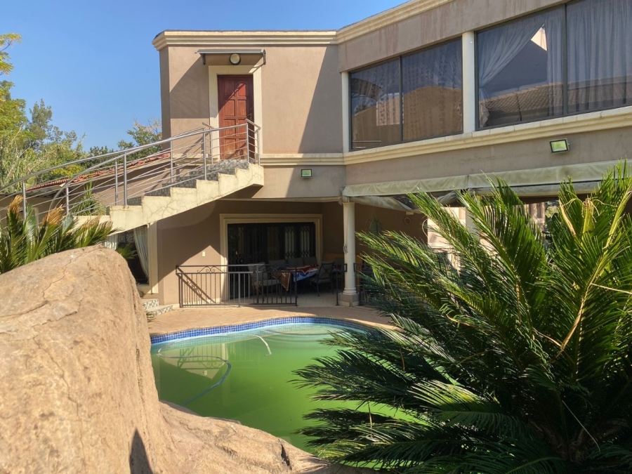 8 Bedroom Property for Sale in Morningside Gauteng