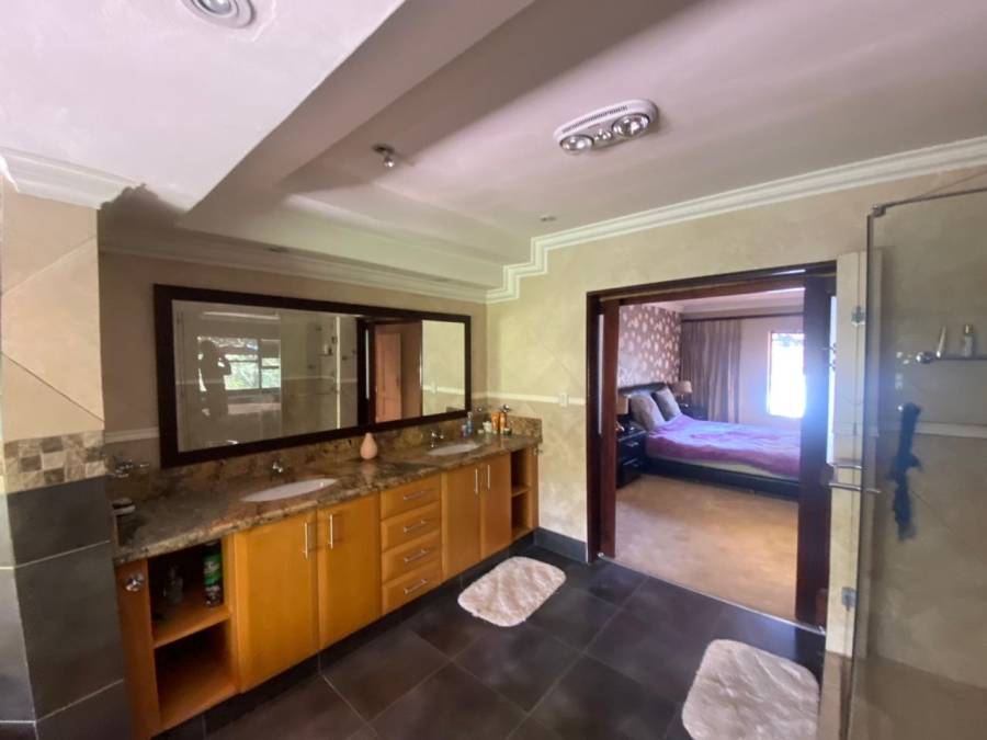 8 Bedroom Property for Sale in Morningside Gauteng