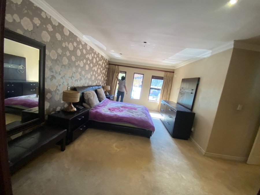 8 Bedroom Property for Sale in Morningside Gauteng