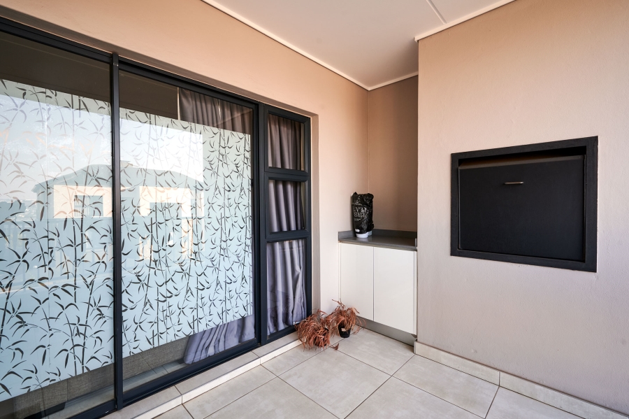 3 Bedroom Property for Sale in The Polofields Gauteng