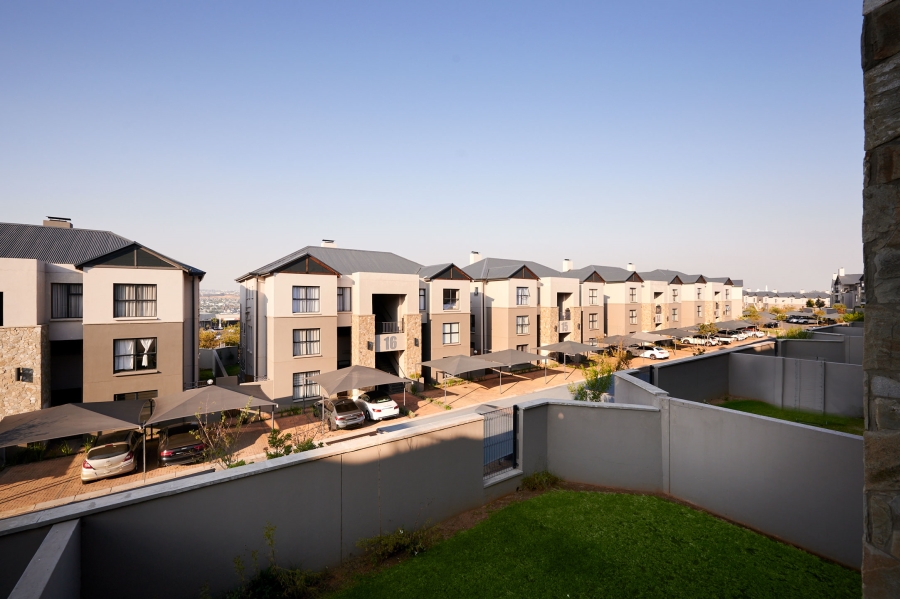 3 Bedroom Property for Sale in The Polofields Gauteng