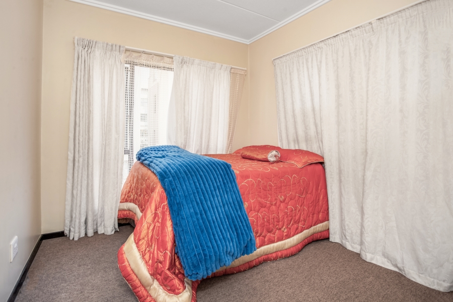 2 Bedroom Property for Sale in Bryanston Gauteng